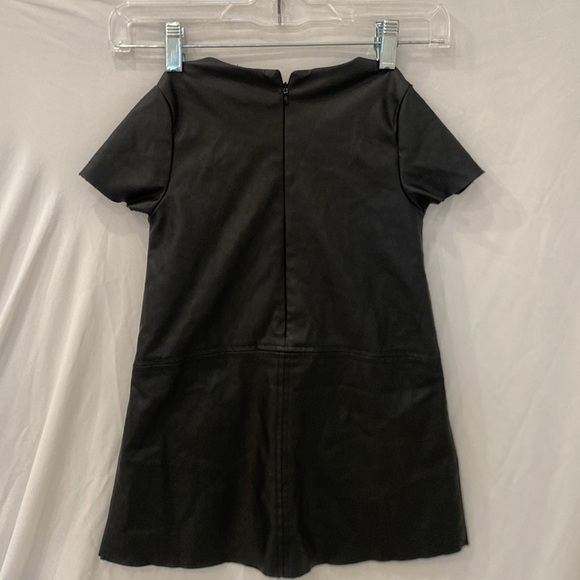Zara kids faux leather (pleather) very soft shirt dress with pockets sz 6 - Picture 5 of 6
